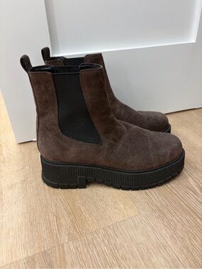 Marc fisher brown boots